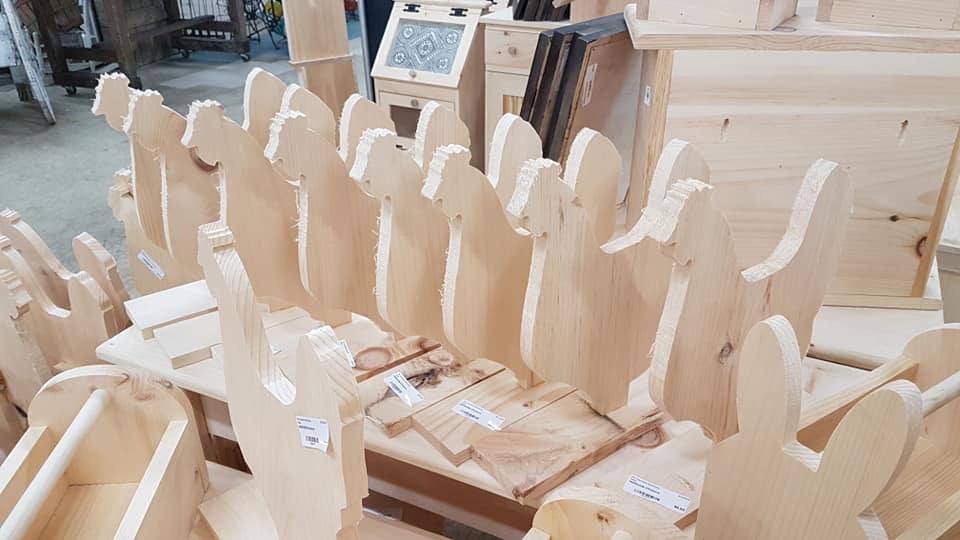 Vendor Handcrafted Woodcrafts Wholesale THE COLUMBUS WAREHOUSE