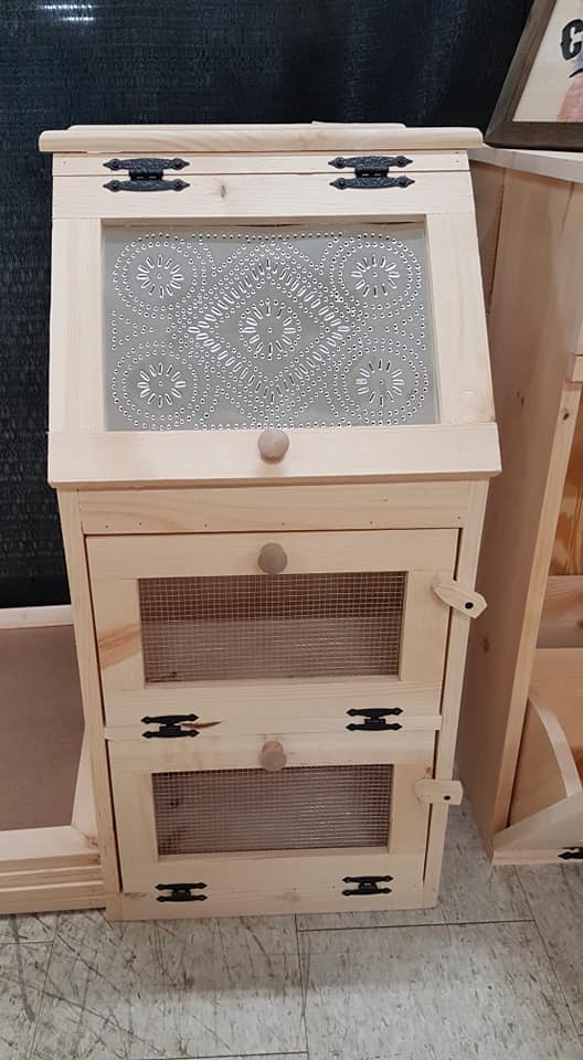 Vendor Handcrafted Woodcrafts Wholesale THE COLUMBUS WAREHOUSE