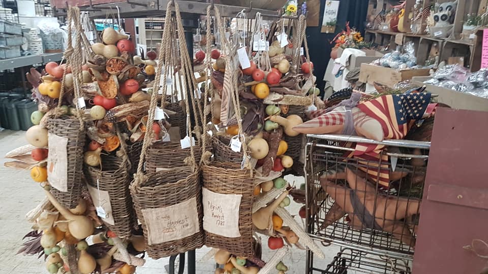 Vendor Splinters & Rags THE COLUMBUS WAREHOUSE