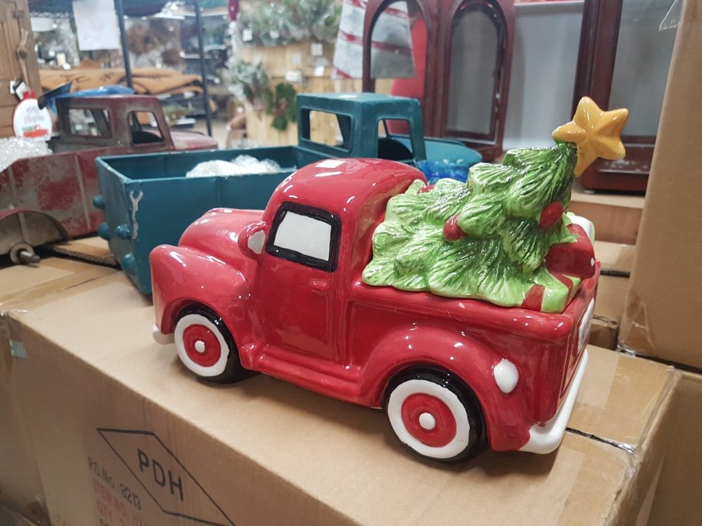 Vendor Pd Home & Garden THE COLUMBUS WAREHOUSE